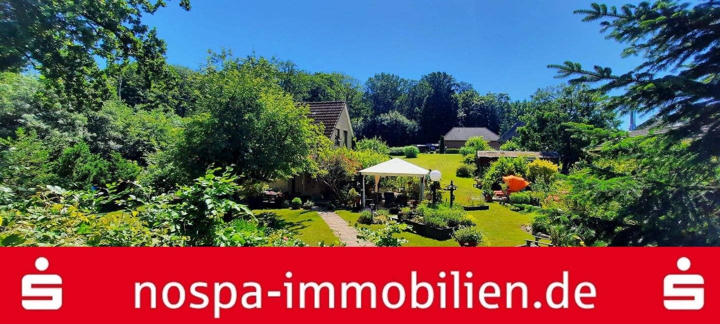 Stadtrandlage und voll im Grünen: Großes Grundstück mit Restbausubstanz in Schleswig!, 24837 Schleswig