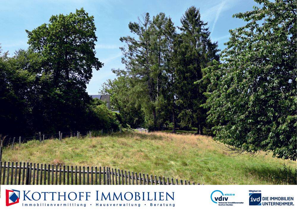 Ruhiges Grundstück in Fleckenberg, 57392 Schmallenberg