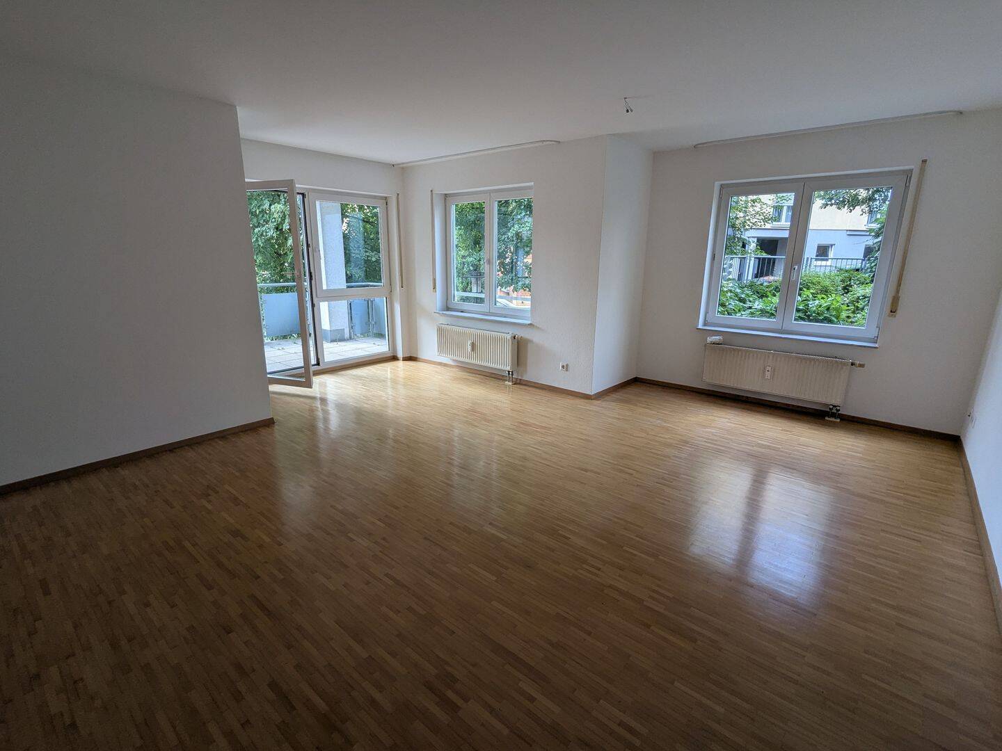 3-Zimmer-Wohnung im Erdgeschoss in Ludwigsburg Stadtmitte mit Tiefgaragenstellplatz, 71634 Ludwigsburg