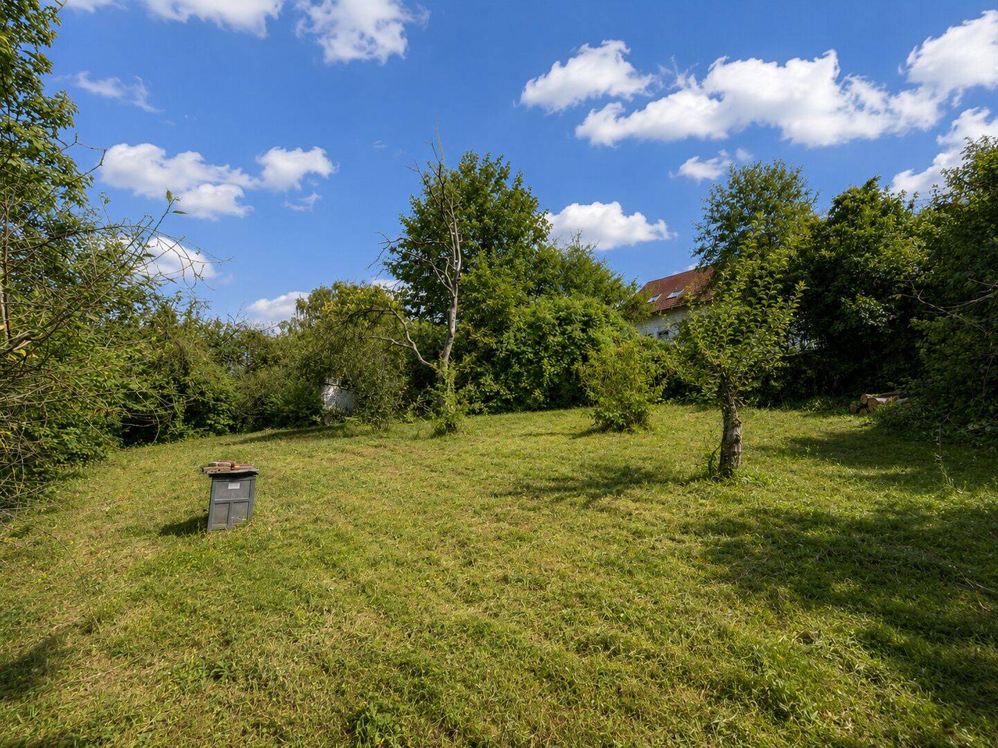 Würzburg-Stadtgebiet: sonniges, gut bebaubares Grundstück zu verkaufen, 97076 Würzburg (Grombühl Lengfeld)