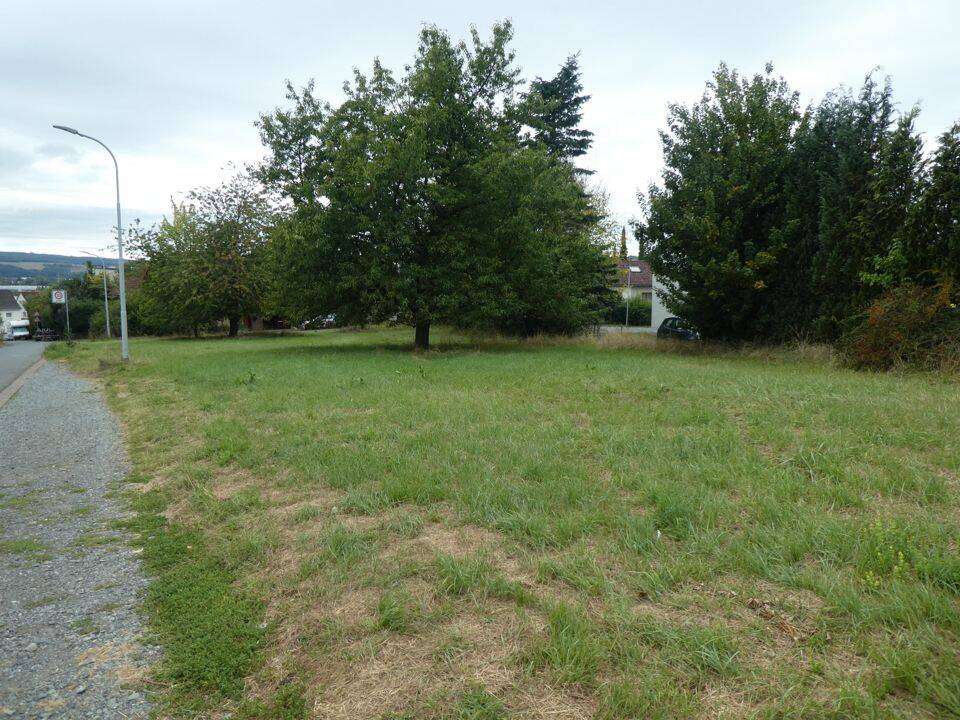 Großzügiges Grundstück mit herrlichem Ausblick am Feldrand!, 35586 Wetzlar