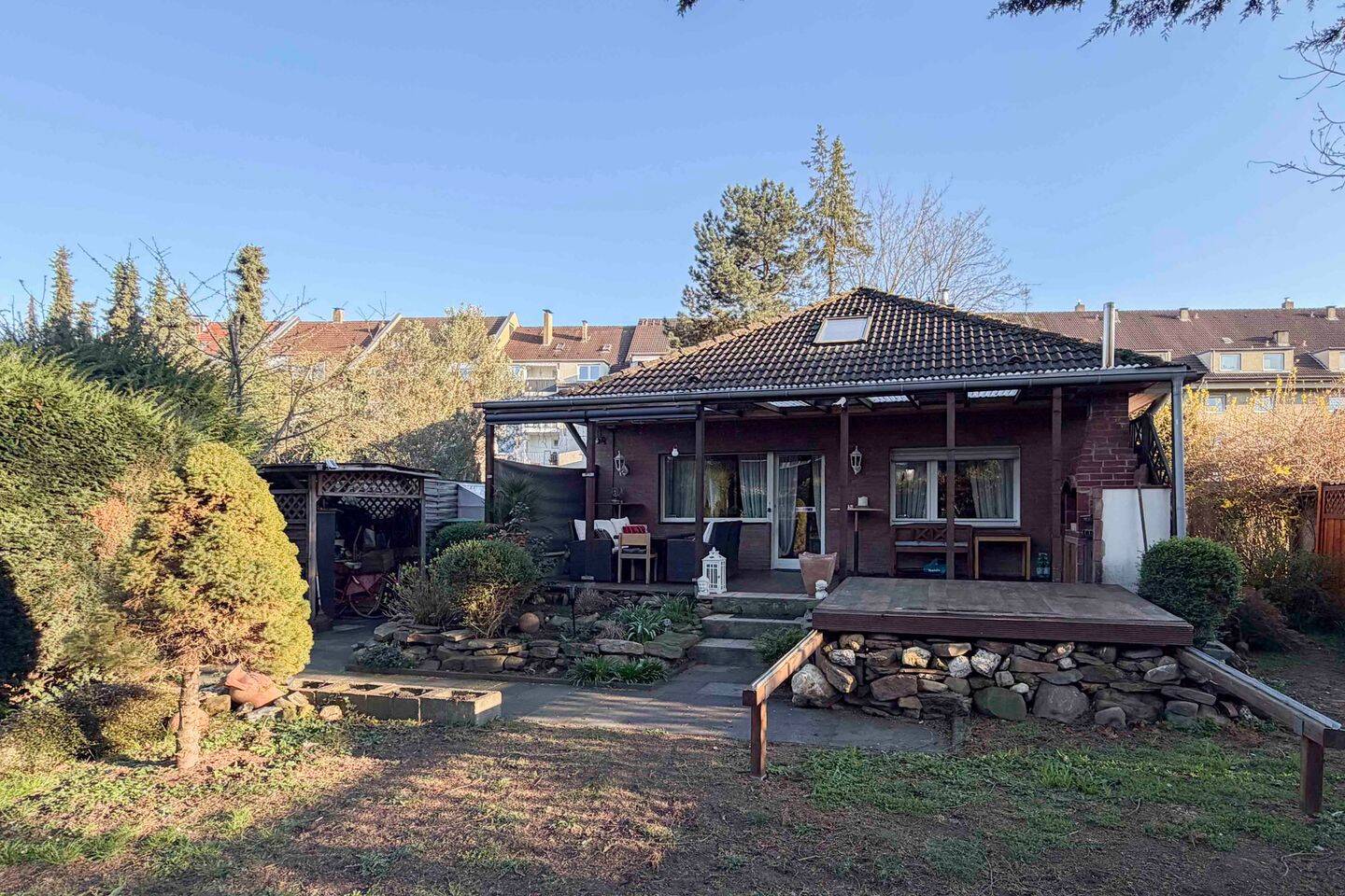 Freistehendes Einfamilienhaus in ruhiger Lage von Köln-Dellbrück mit großzügigem Garten und flexible, 51067 Köln (Mülheim Buchheim Dellbrück Holweide)