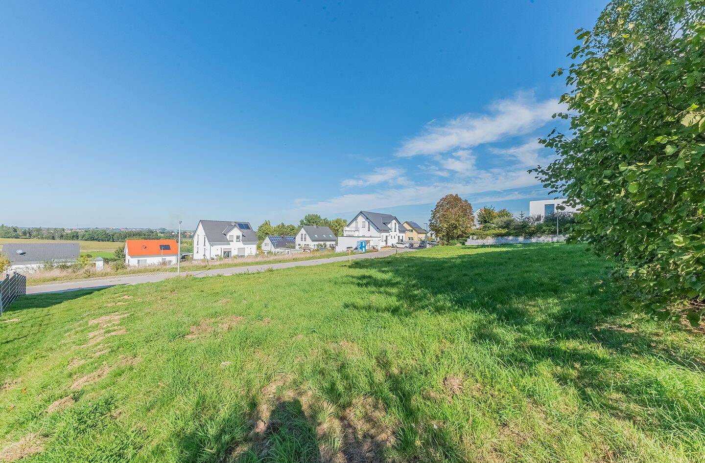 Hier könnte Ihr Haus stehen! Traumhaftes Baugrundstück für ein Ein- oder Zweifamilienhaus, 85395 Attenkirchen