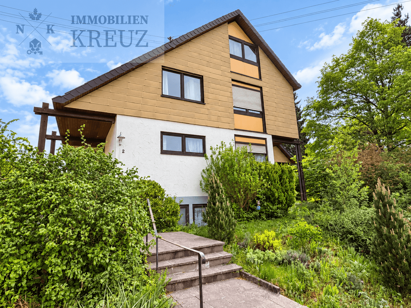 Großzügiges Architektenhaus auf weitläufigem Grundstück in Lauda-Königshofen, 97922 Lauda-Königshofen