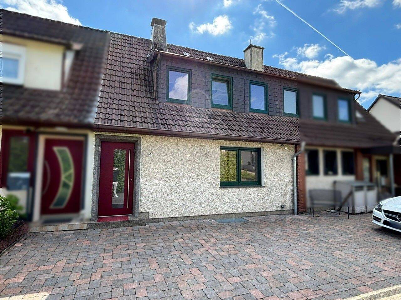 Rohdiamant im Reihenhausstil: Viel Potenzial zur freien Gestaltung in Lüdenscheid-Buckesfeld, 58509 Lüdenscheid