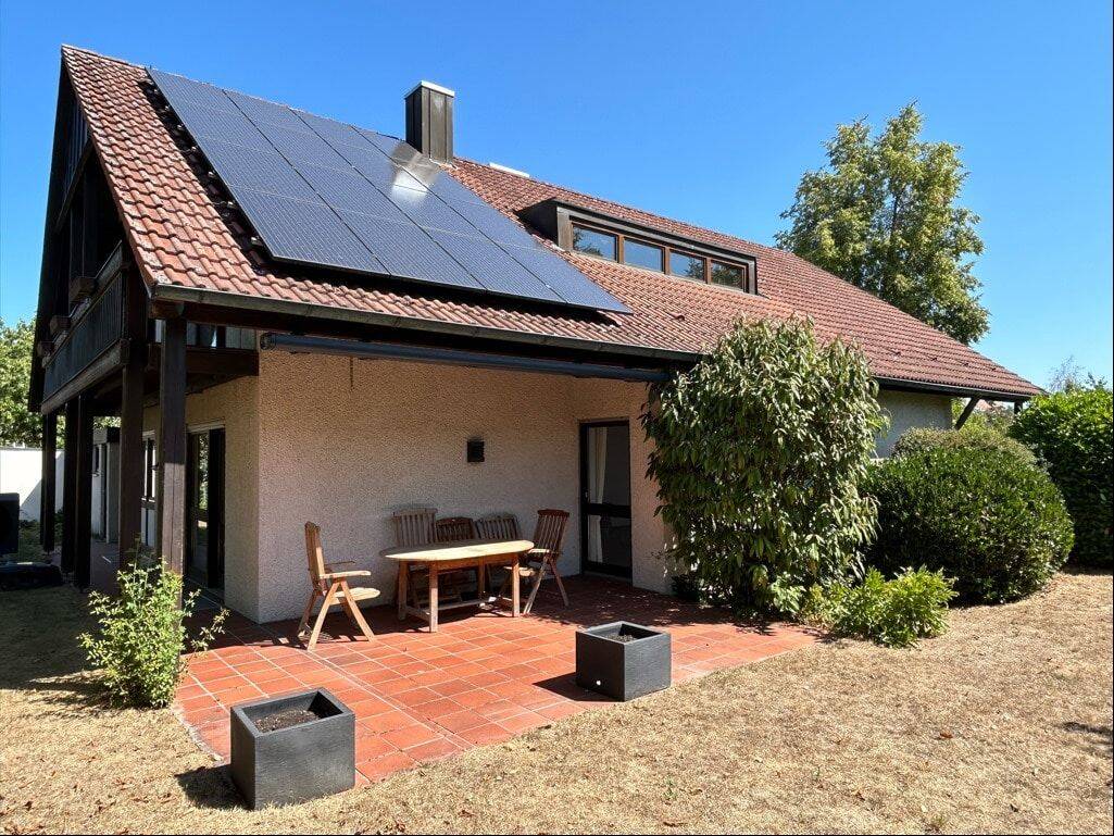 Viel Platz in bester Lage – Familienfreundliches Haus mit Einliegerwohnung und großem Garten, 91550 Dinkelsbühl
