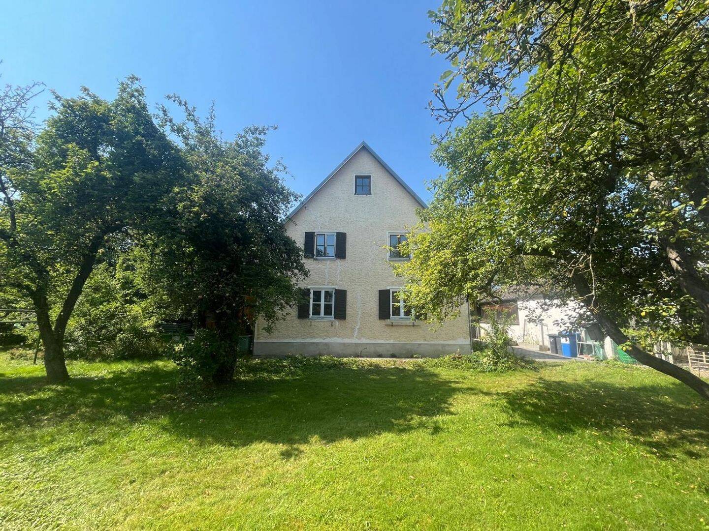 GRUNDSTÜCK MIT ALTBESTAND, 84478 Waldkraiburg