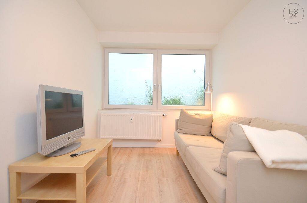 Helle, freundliche 2,5 Zimmer Wohnung möbliert in Wiblingen, 89079 Ulm
