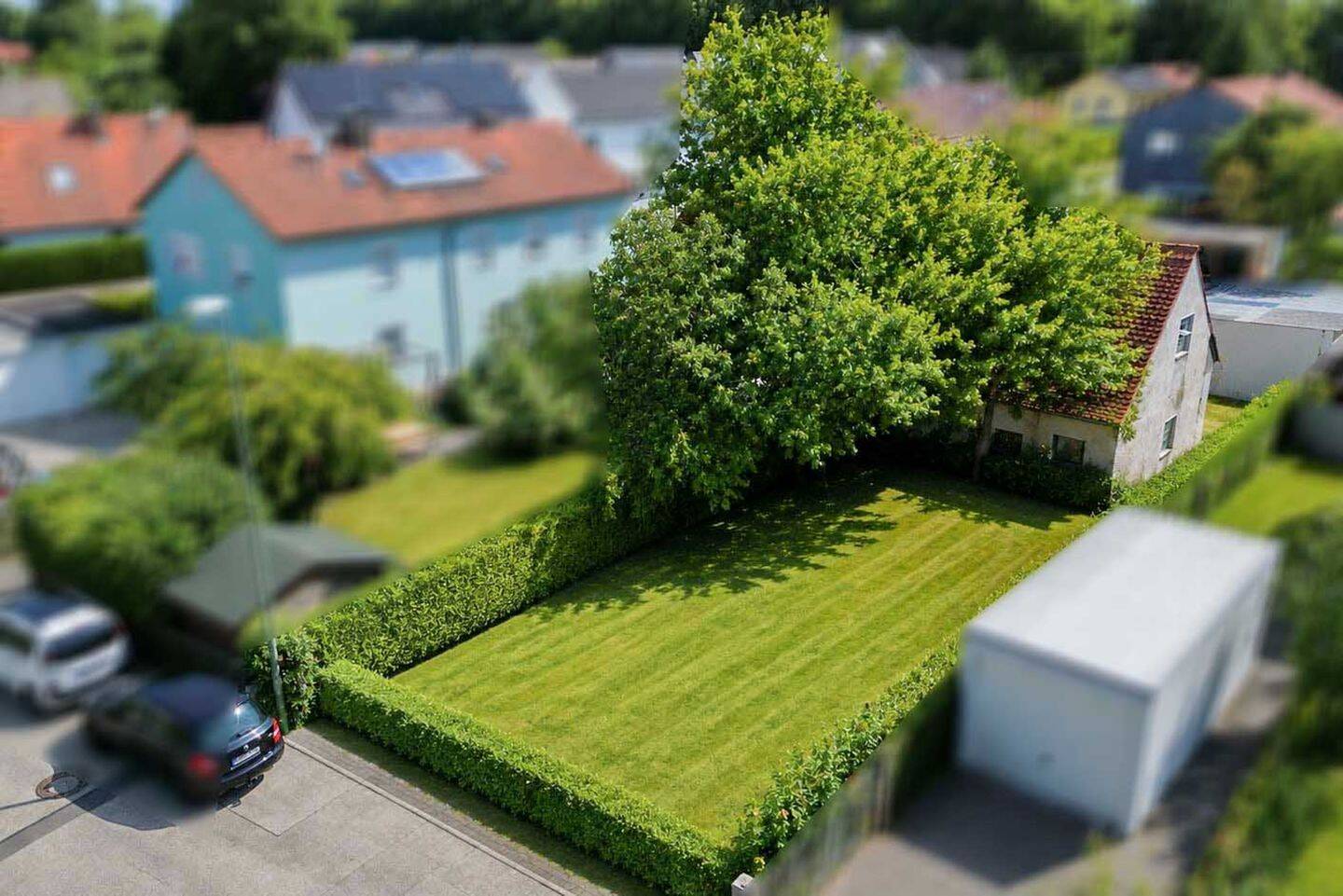 Unter Bodenrichtwert & dank Bebauungsplan sofort planbar: Stadtnahes & sonnenverwöhntes Grundstück !, 85435 Erding