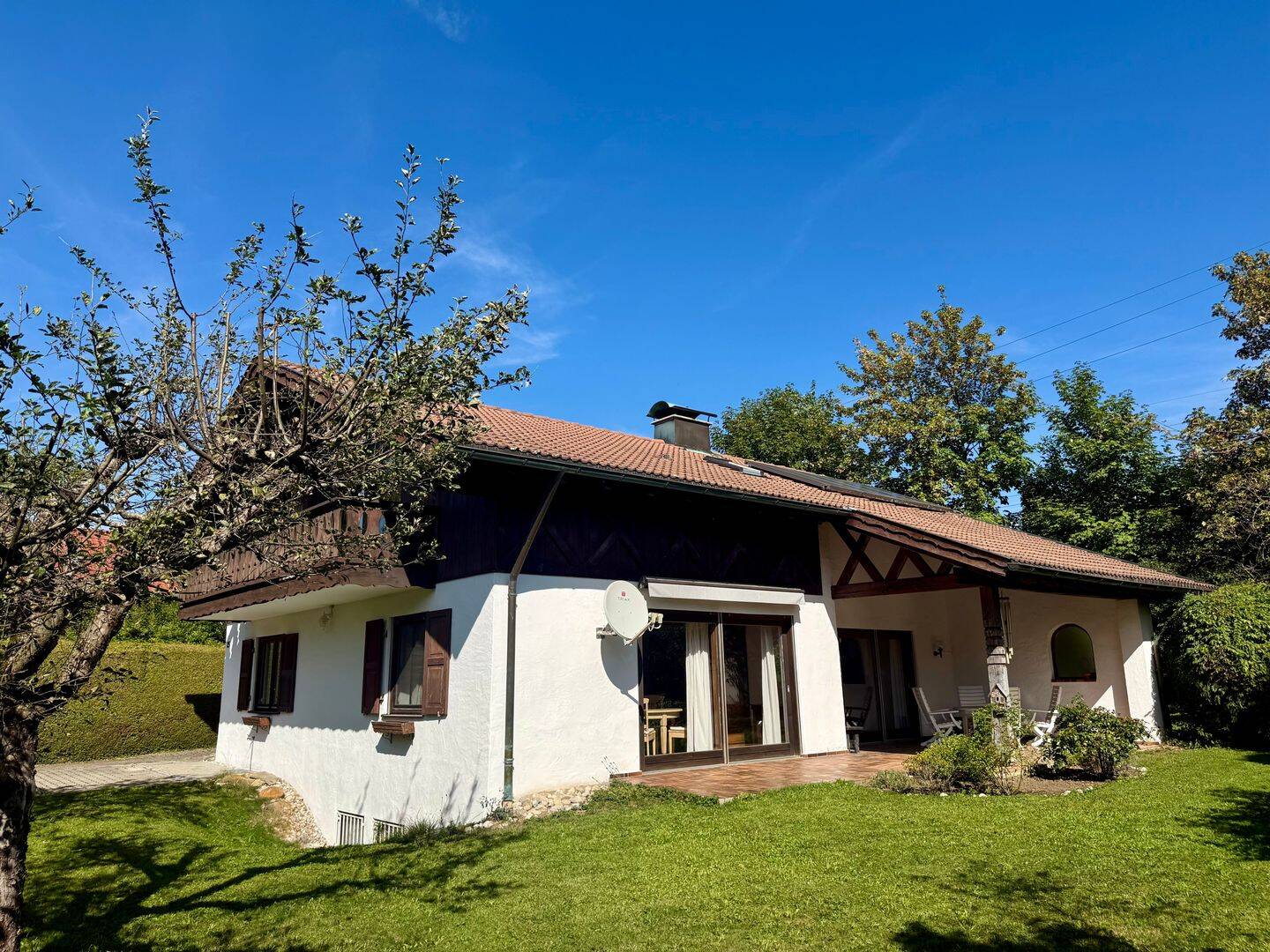 Einfamilienhaus mit schönem Garten und vielseitigen Nutzungsmöglichkeiten, 82418 Seehausen a. Staffelsee