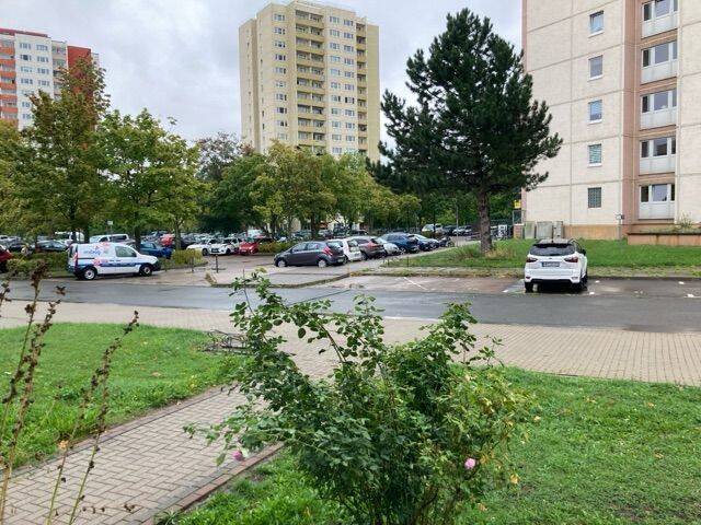 Erdgeschosswohnung in toller Lage, 99091 Erfurt (Berliner Platz Gispersleben Moskauer Platz Roter Berg)