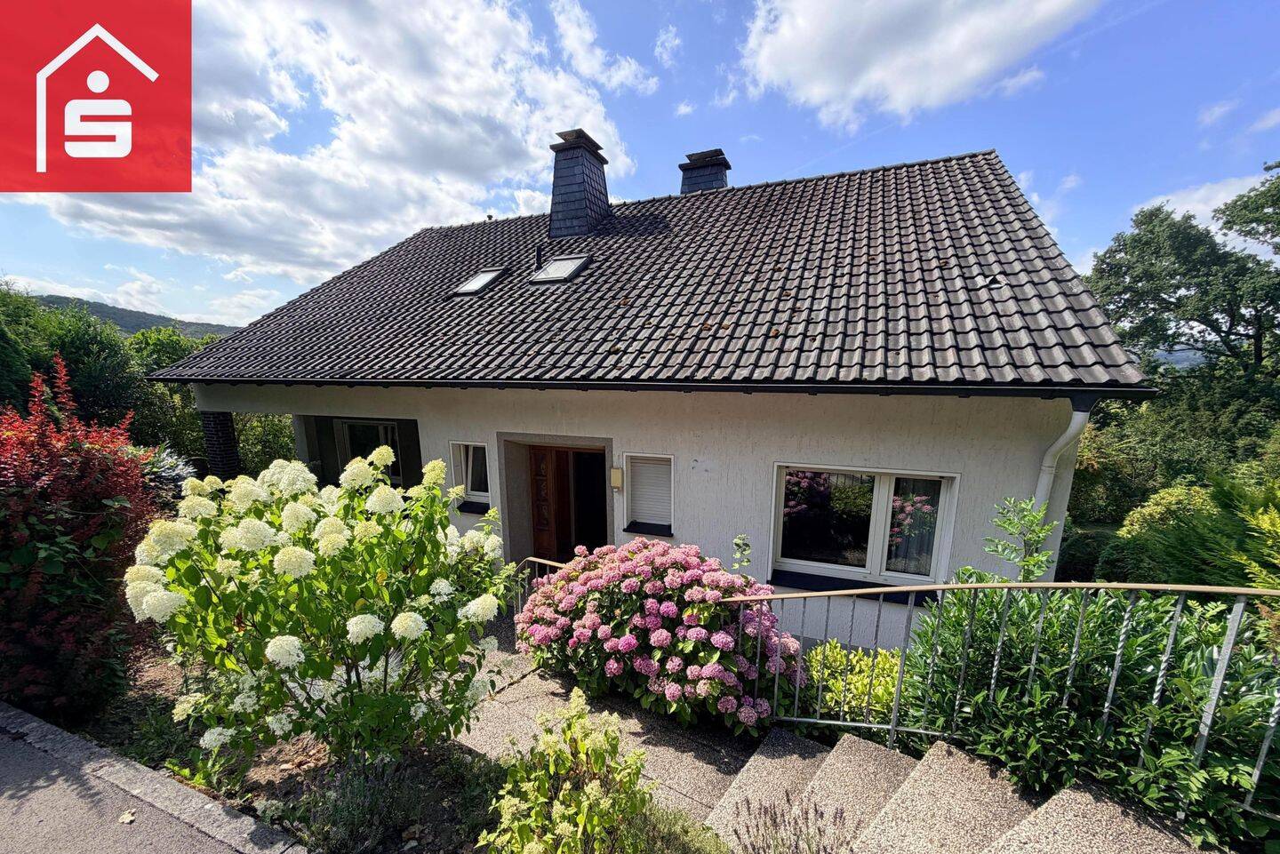 Mehrgenerationenhaus mit viel Platz auf dem Schreppenberg, 59821 Arnsberg