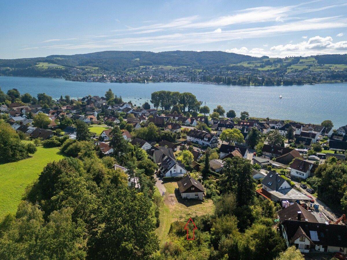 Großzügiges Baugrundstück in idyllischer Randlage mit Seesicht, 78343 Gaienhofen