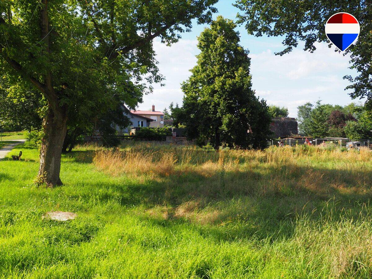 Großes Baugrundstück , ideal für Familien – Bebauung mit Doppelhaus oder 2x EFH denkbar, B-Plan Gebiet, 15344 Strausberg