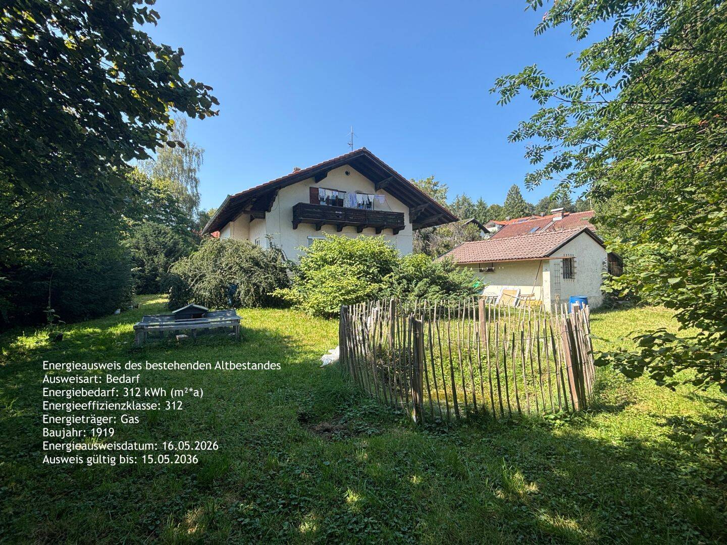 Bad Tölz: Sonniges Baugrundstück in klassischer Wohnlage mit Altbestand, 83646 Bad Tölz