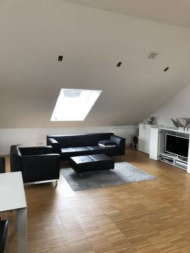 Großzügige, moderne Dachgeschoss Wohnung mit Wohlfühlcharakter, 33803 Steinhagen