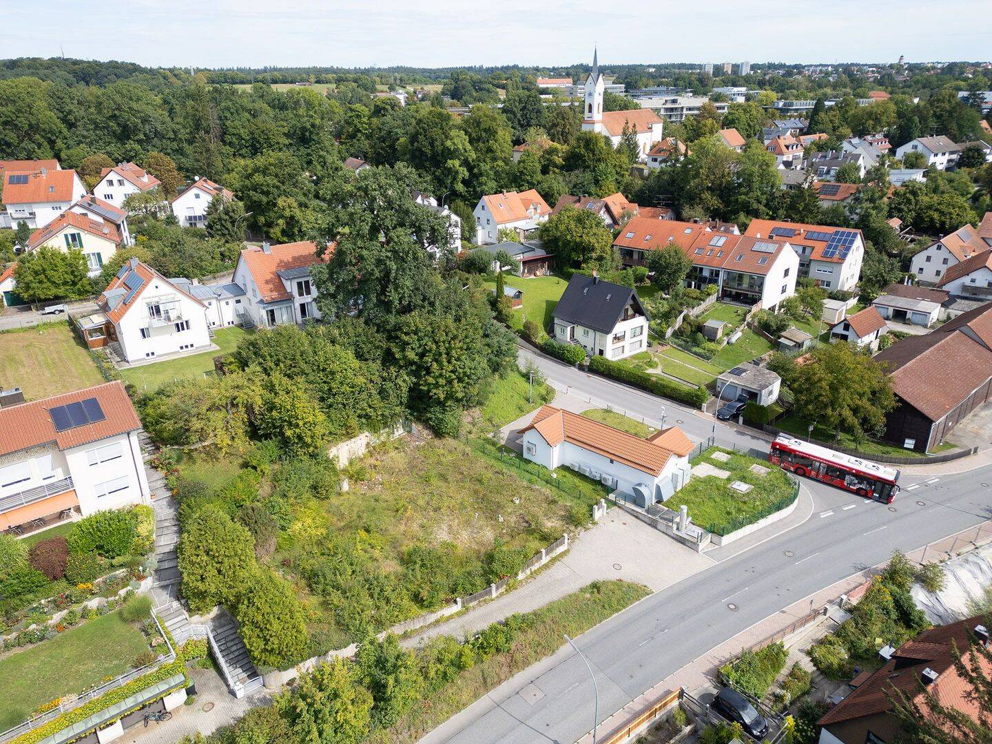 Ihre Chance! Schönes Baugrundstück mit genehmigtem Vorbescheid für ein Zweifamilienhaus, 85354 Freising