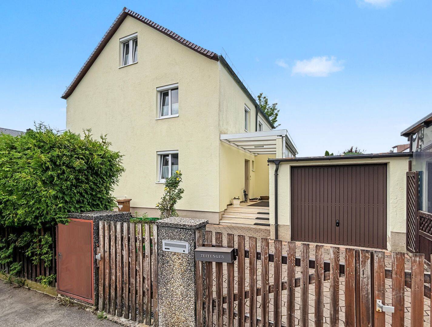 Schöne Doppelhaushälfte auf Erbpacht in ruhiger Lage von München-Ramersdorf, 81735 München (Berg am Laim Ramersdorf-Perlach Trudering-Riem)