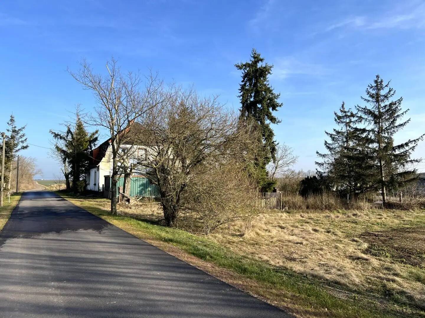 Einfamilienhaus am Ortsrand von Dieskau inkl. ca. 600 m² Grundstück, 6184 Kabelsketal