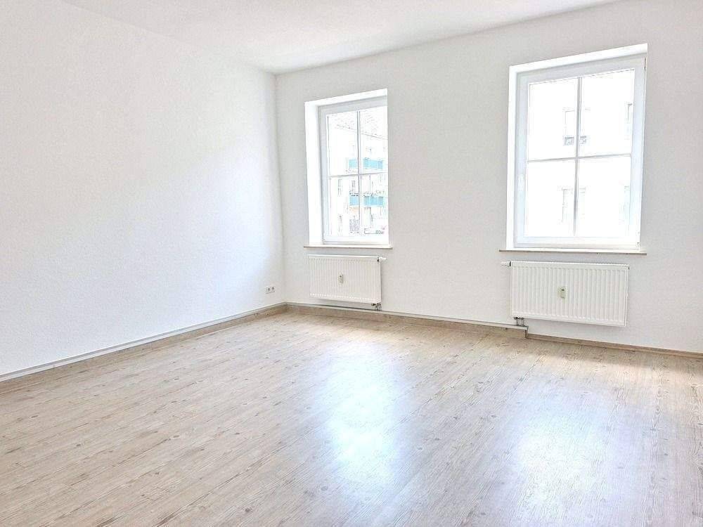 !! 2-Zimmer-Wohnung mit Balkon und PKW-Stellplatz im Lutherviertel !!, 9126 Chemnitz (Altchemnitz Bernsdorf Gablenz Lutherviertel Sonnenberg)