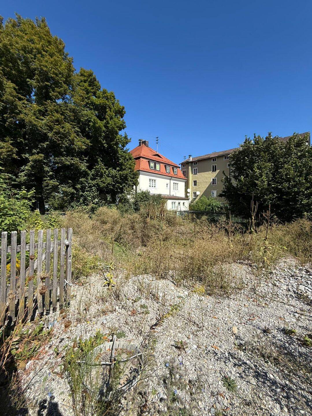 GROSSZÜGIGES ENTWICKLUNGSGRUNDSTÜCK IN ZENTRALER LAGE VON PENZBERG – VIELFÄLTIGE BEBAUUNG UND HOTELNUTZUNG MÖGLICH!, 82377 Penzberg