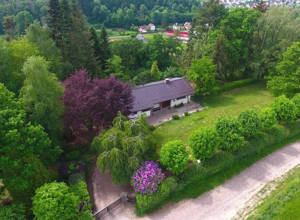 5 – Zimmer – Einfamilienhaus in Alleinlage in Bad Karlshafen, 34385 Bad Karlshafen