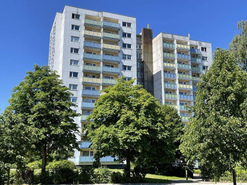 Renovierungsbedürftige Eigentumswohnungen mit Blick auf die Kieler Förde!, 24148 Kiel (Ellerbek Wellingdorf)