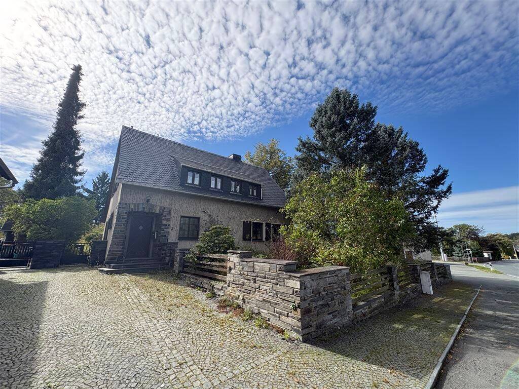 ++Großzügiges Einfamilienhaus mit historischem Charme und viel Potenzial++, 8606 Tirpersdorf