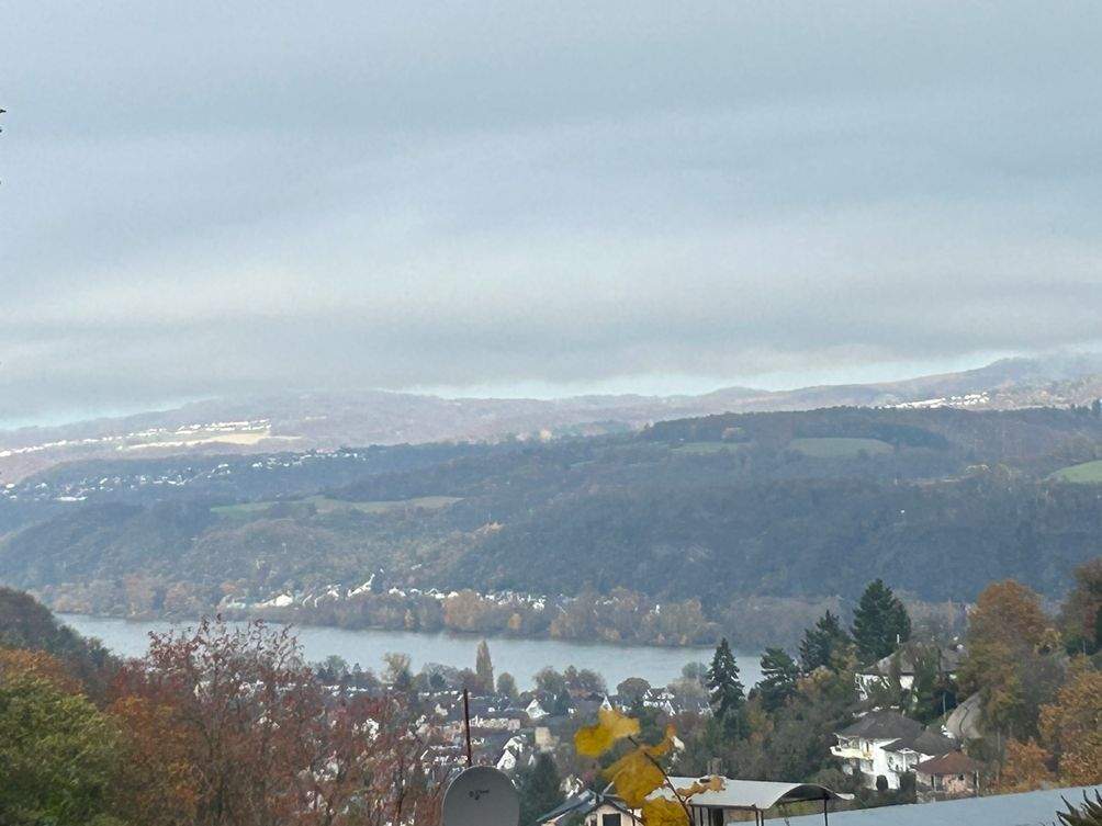 Bauen Sie Ihr Traumhaus mit grandioser Aussicht ins Rheintal, 53498 Bad Breisig