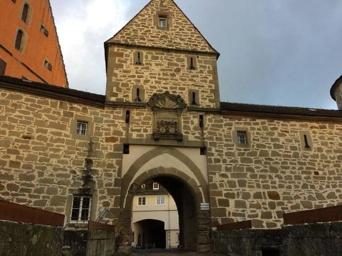 Sind Sie der passende Schlossherr mit Prinzessin in Obersontheim für diese schöne 4-Zi.-Whg?, 74423 Obersontheim