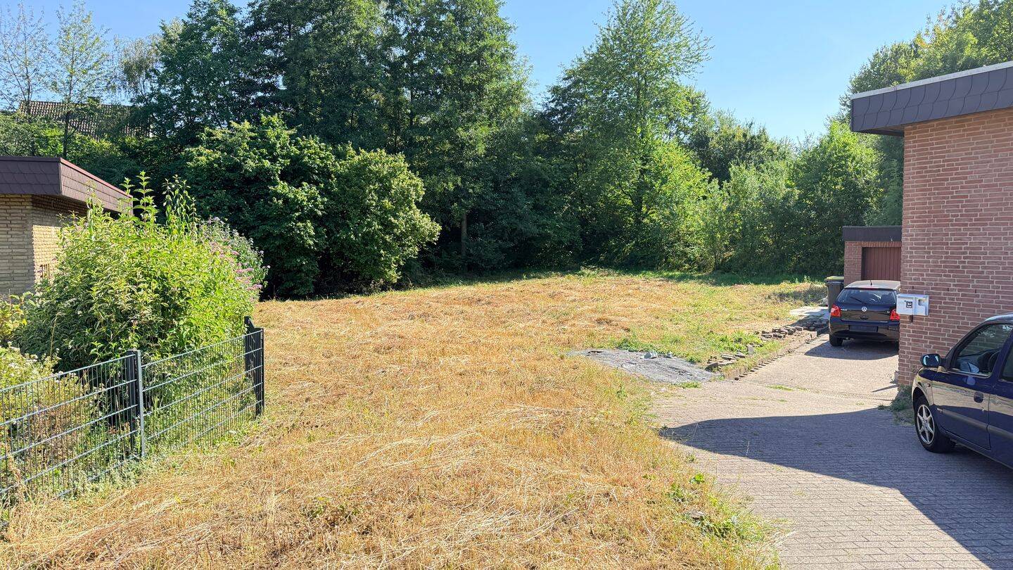 Baugrundstück in Bielefeld-Hillegossen – ca. 963 m² für einen Bungalow mit Einliegerwohnung, 33699 Bielefeld (Gräfinghagen Hillegossen Lämershagen Ubbedissen)