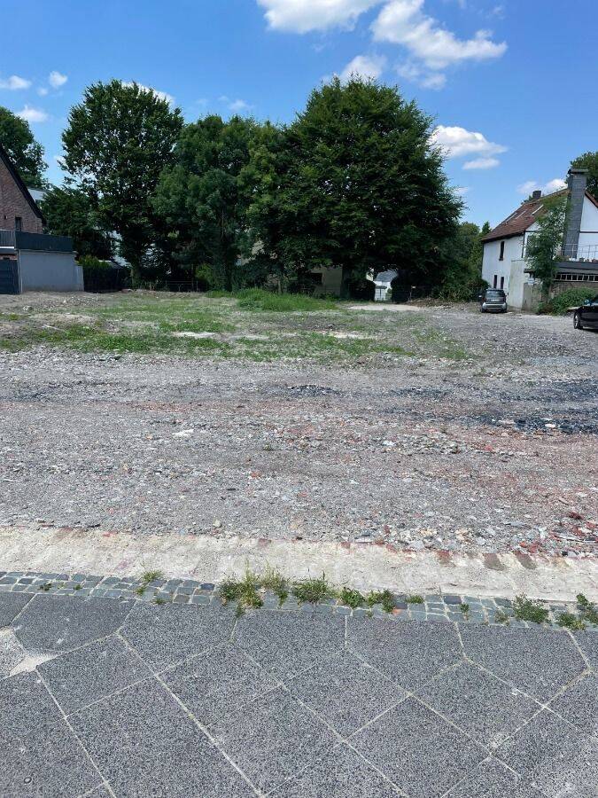 *** Baugrundstück in Ortskernlage, knapp 2.200 BGF plus Tiefgaragen möglich ***, 44892 Bochum (Langendreer)