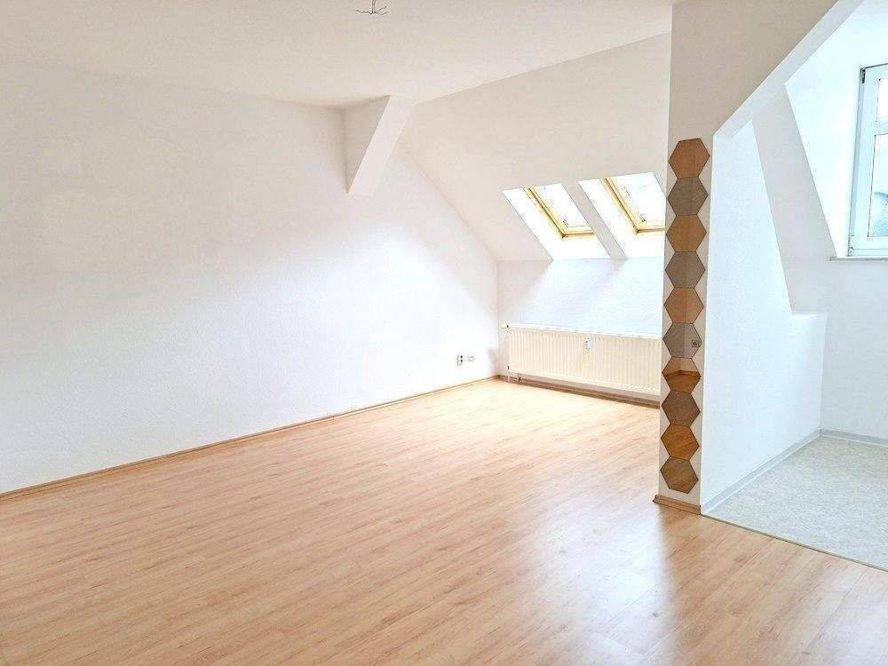 !! UNI-Nähe, 2-Raum-Wohnung im Dachgeschoss !!, 9126 Chemnitz (Altchemnitz Bernsdorf Gablenz Lutherviertel Sonnenberg)