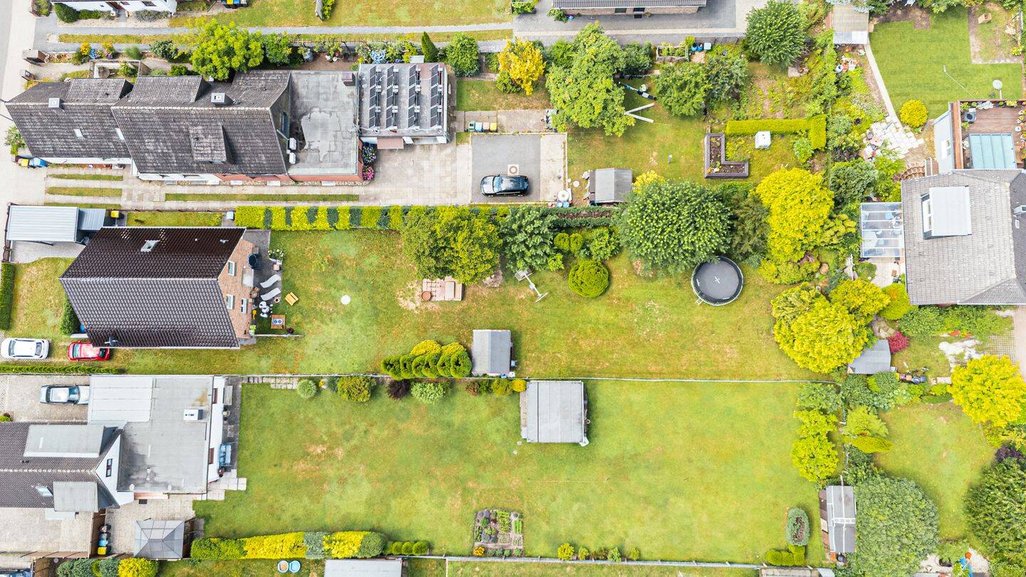 Ruhig in zweiter Reihe: 519 m² Baugrundstück in begehrter Lage von Glinde, 21509 Glinde