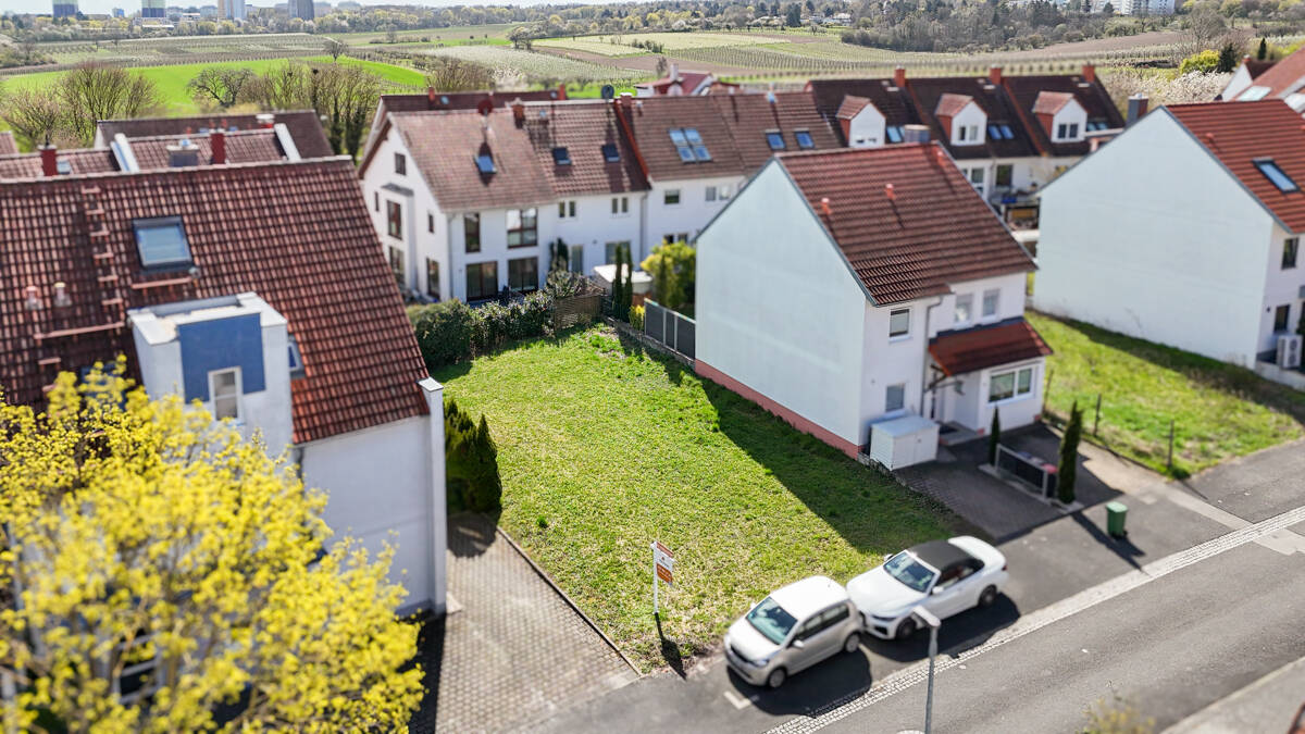 Jetzt Traumhaus verwirklichen – sonniges Baugrundstück in Mainz-Drais!, 55127 Mainz (Drais Lerchenberg Marienborn)