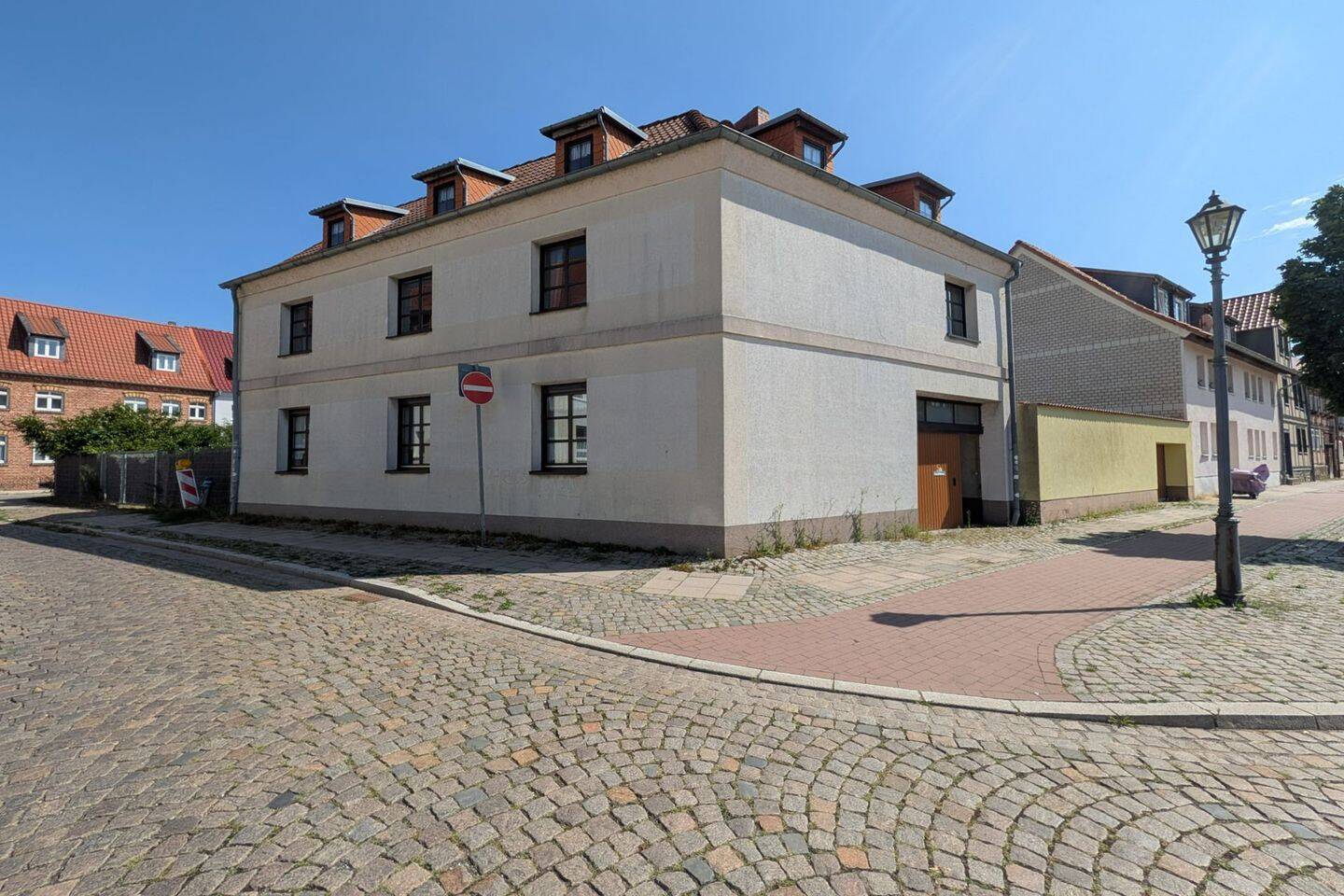 Vielseitiges Wohnhaus im Süden Oscherslebens – mit Carport und Nebengelass!, 39387 Oschersleben (Bode)