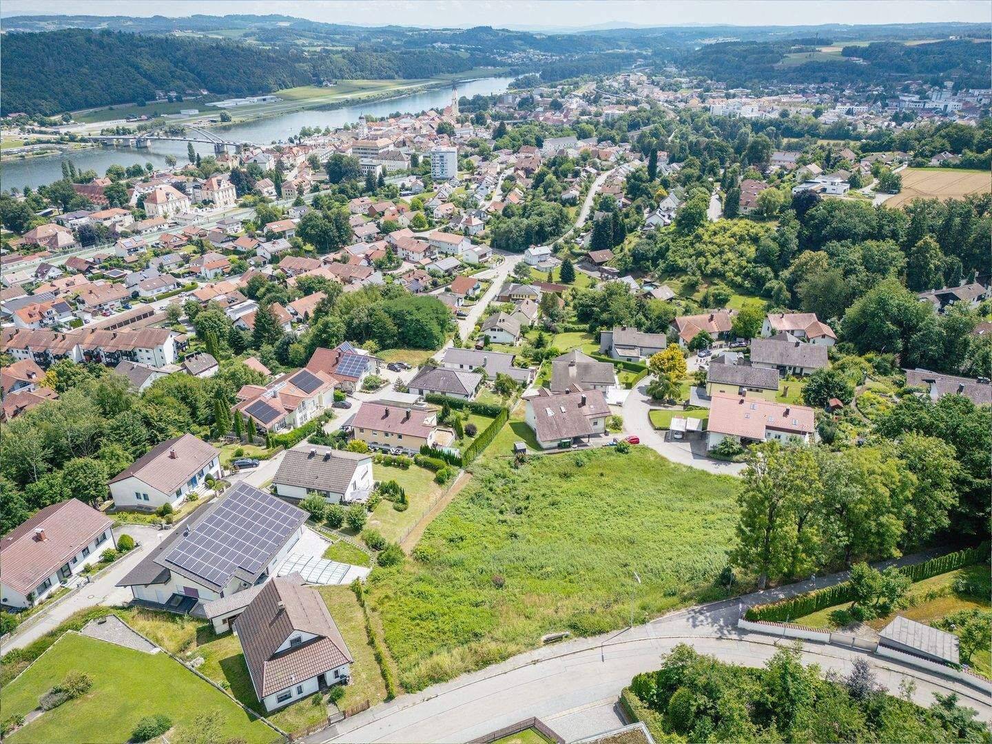 Exponiertes Baugrundstück mit Panoramablick „Am Schullerhof“, Vilshofen an der Donau, 94474 Vilshofen an der Donau