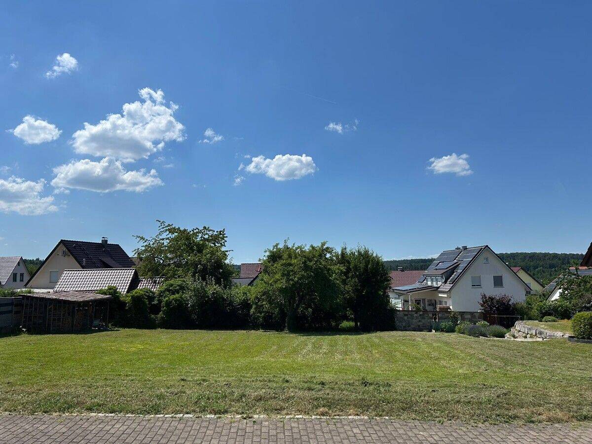 Perfektes Baugrundstück für Ihr Einfamilienhaus in ruhiger gewachsener Lage von 75449 Wurmberg, 75449 Wurmberg