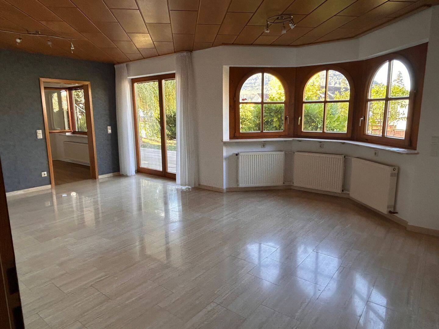 Helle 2 Zimmer ELW Wohnung im Grünen, 72660 Beuren