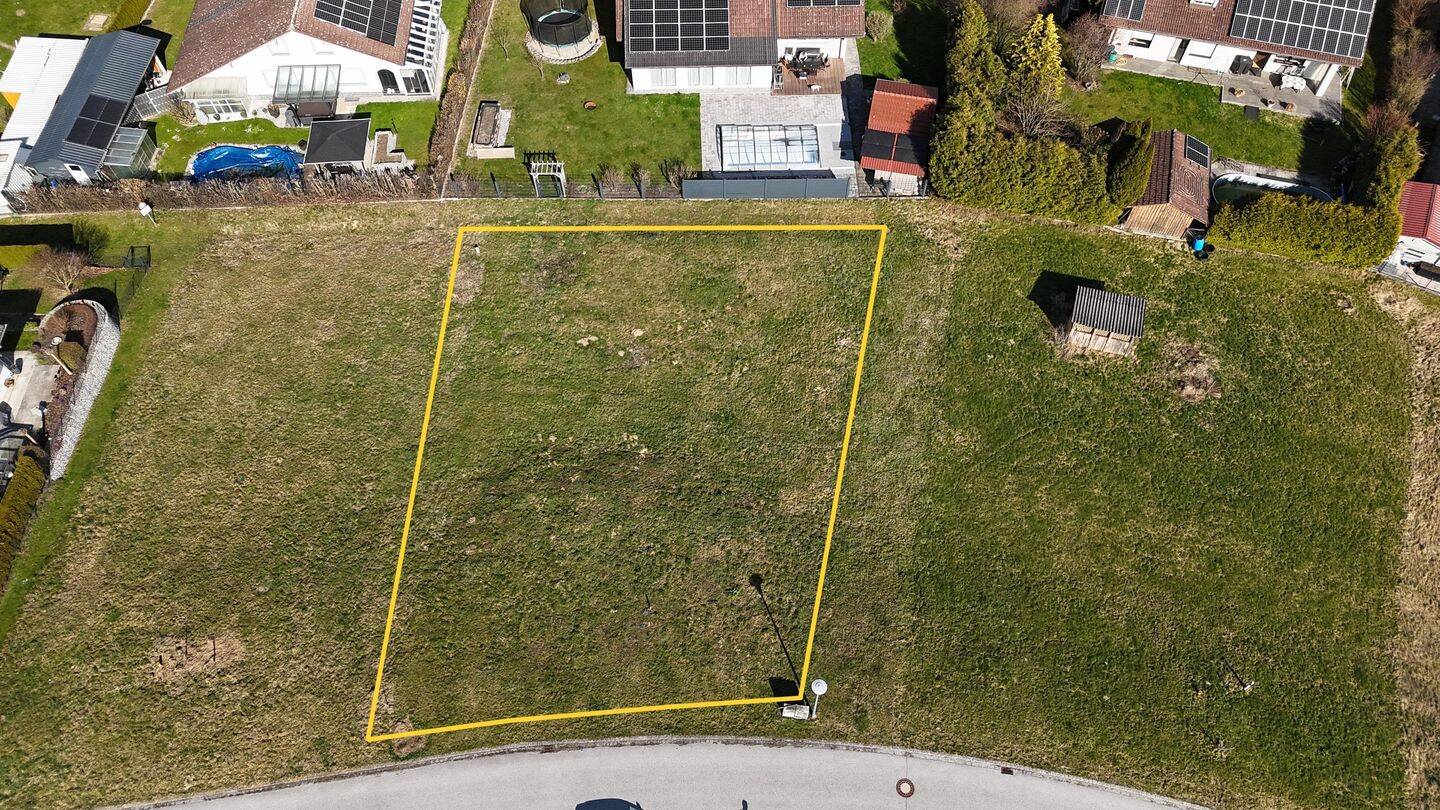 Schönes Baugrundstück in ruhiger Siedlungslage bei Iggensbach, 94547 Iggensbach