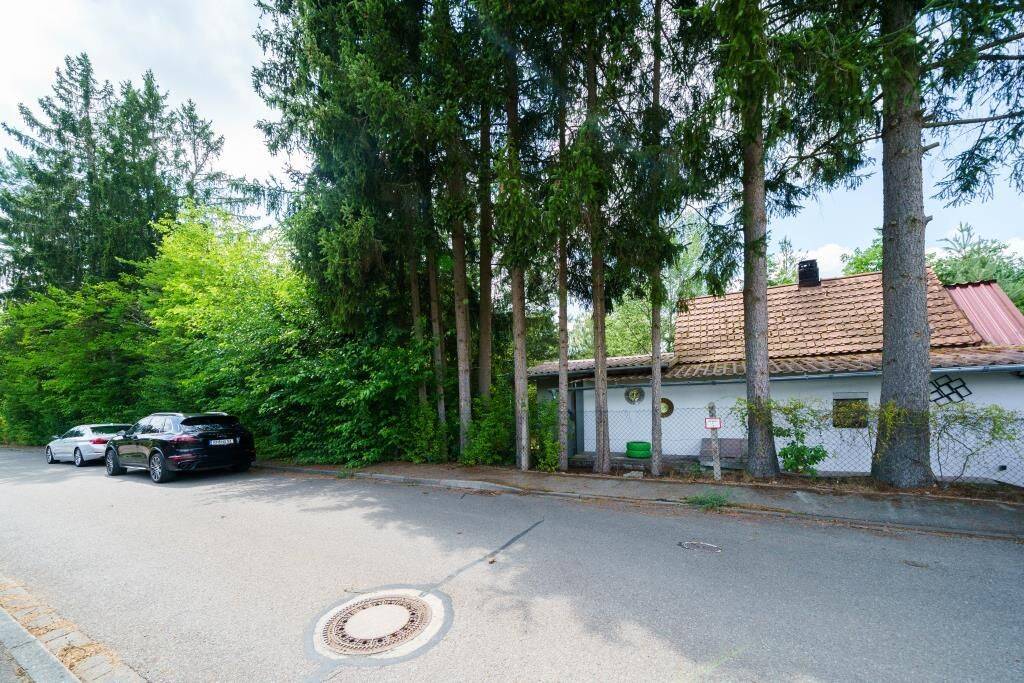 Bauträger aufgepasst! Voll erschlossenes Baugrundstück in ruhiger Lage in Roth-Bernlohe., 91154 Roth