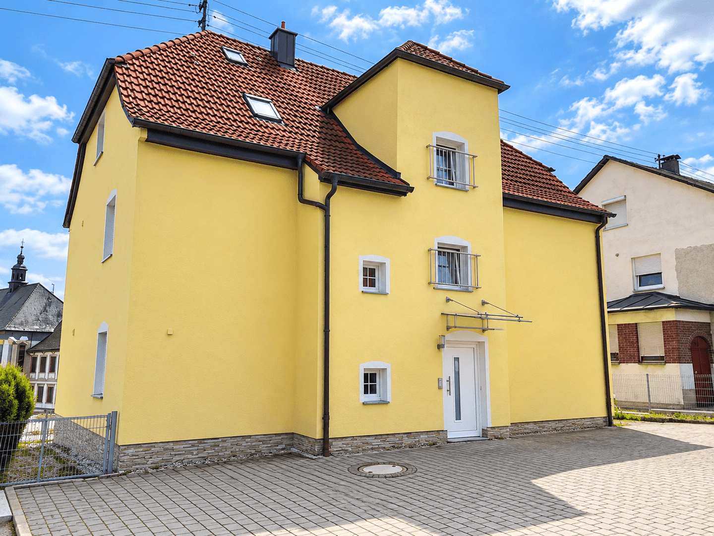 Großzügige 3 ZKB im 1. OG mit Balkon in Kaisheim, 86687 Kaisheim