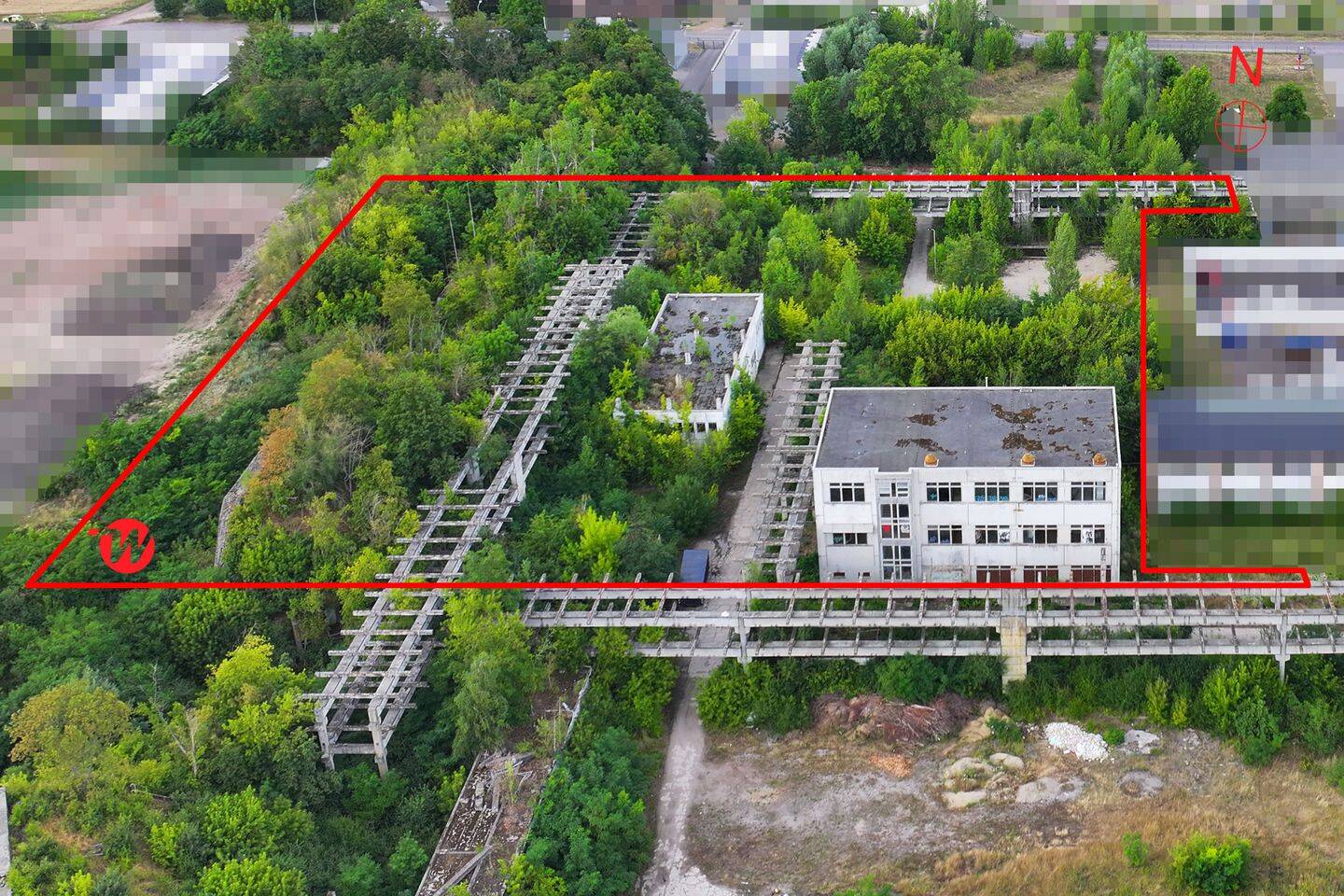 Gewerbeareal mit Hallen, Funktionsgebäude und zwei Hochbunkern, 39218 Schönebeck (Elbe)