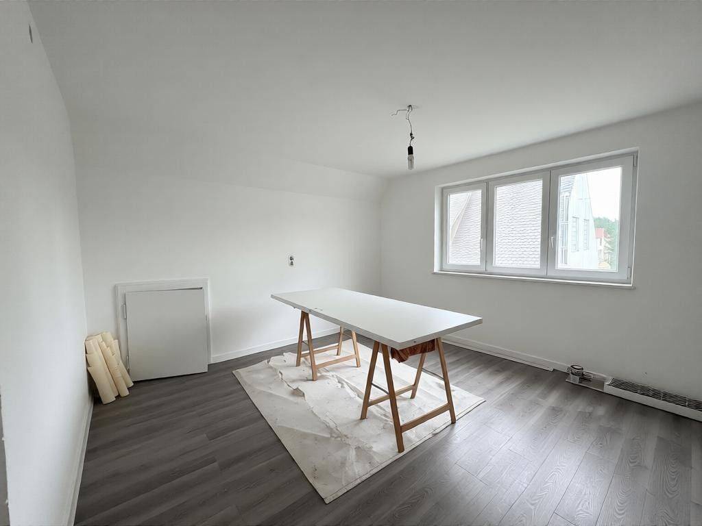 Sanierungsbedürftiges Haus mit großem Grundstück, 86450 Altenmünster