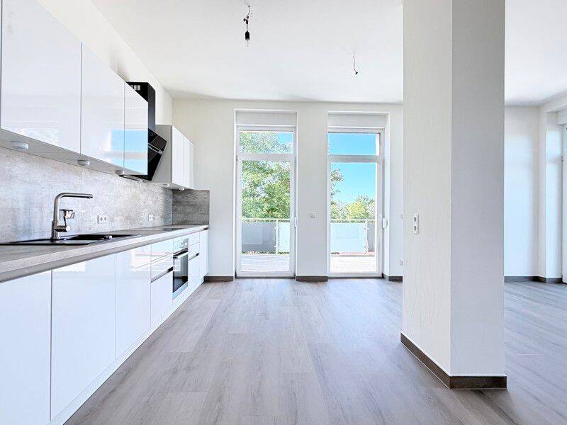Großzügige 3-Zimmer-Wohnung in grüner Umgebung, 56077 Koblenz