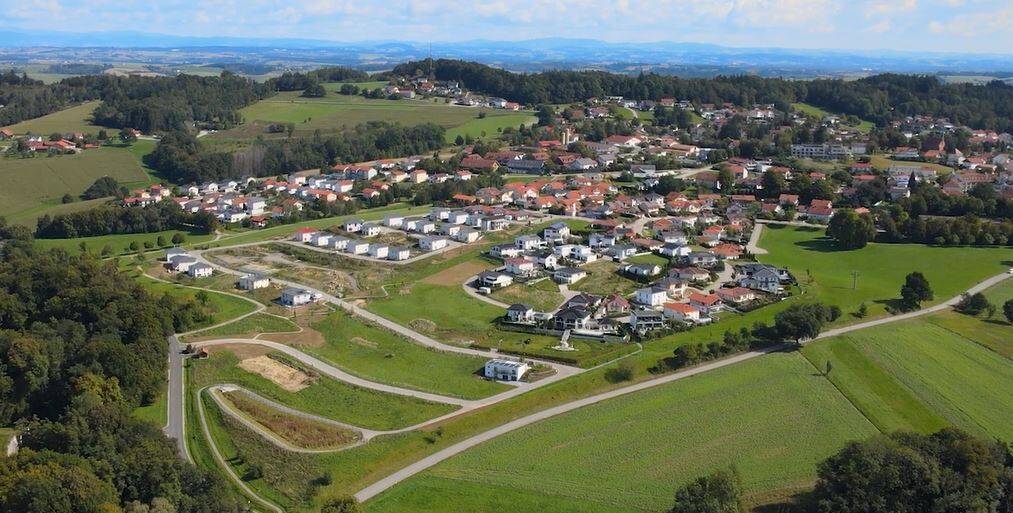 Ein wundervolles Baugrundstück mit Baugenehmigung, 94086 Bad Griesbach i. Rottal
