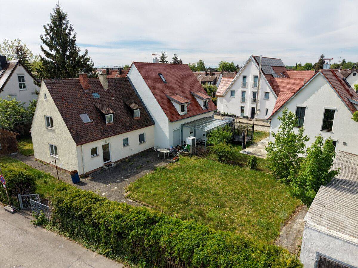 Seltene Grundstückschance – großzügiges Grundstück für den Neubau einer Doppelhaushälfte, 82205 Gilching