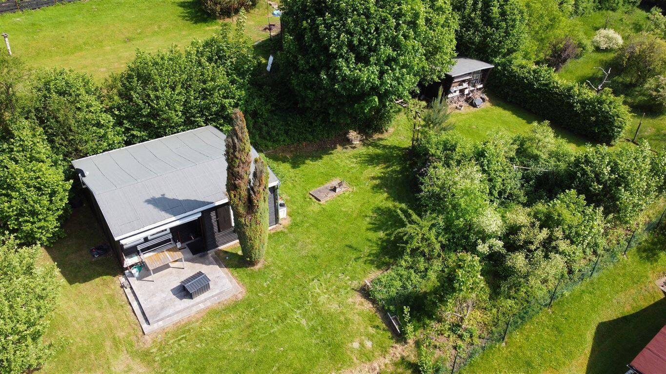 Ihr Rückzugsort im Grünen: Freizeitgrundstück mit modernisiertem Bungalow & viel Privatsphäre, 98527 Suhl (Suhl)