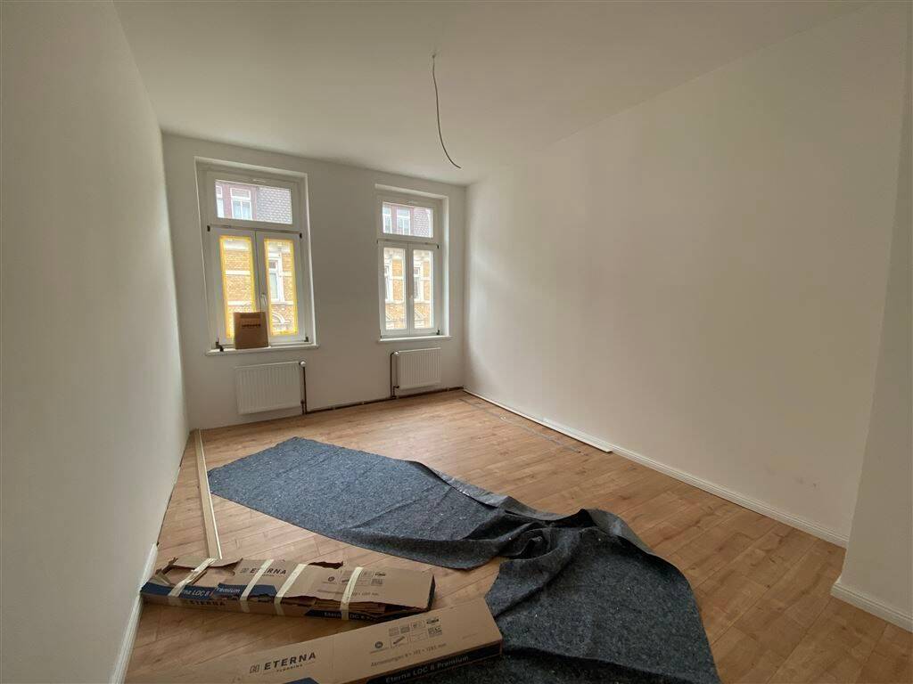 Markkleeberg* tlw. neu renoviert* gemütliche 2 Zi-Whg* Tageslichtbad mit Wanne* Stellplatz, 4416 Markkleeberg