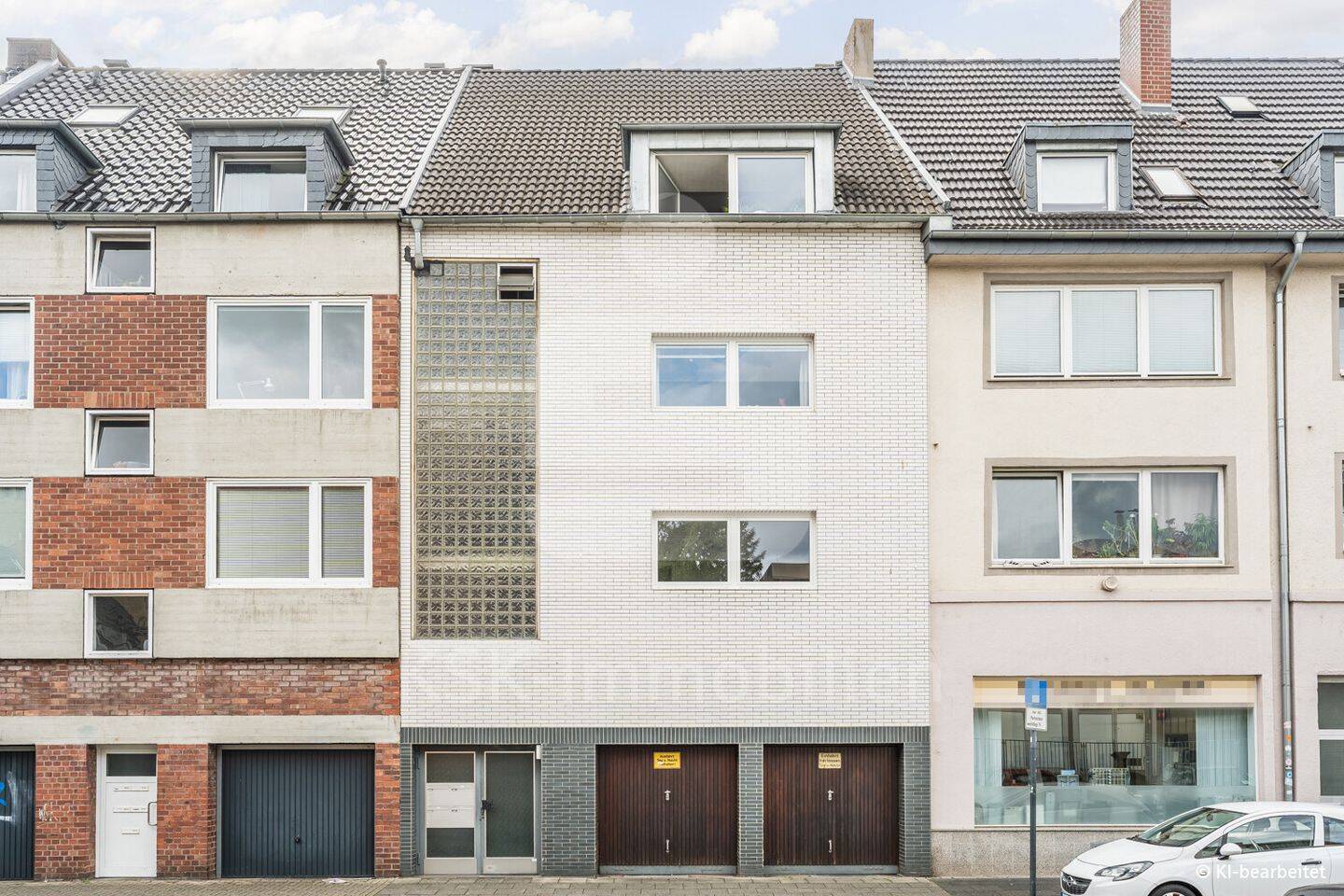 Vermietete Dachgeschosswohnung mit Balkon im Cäcilien-Viertel, 50676 Köln (Innenstadt-Süd Altstadt-Süd)